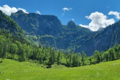 Vor dem Röthbachfall am Obersee